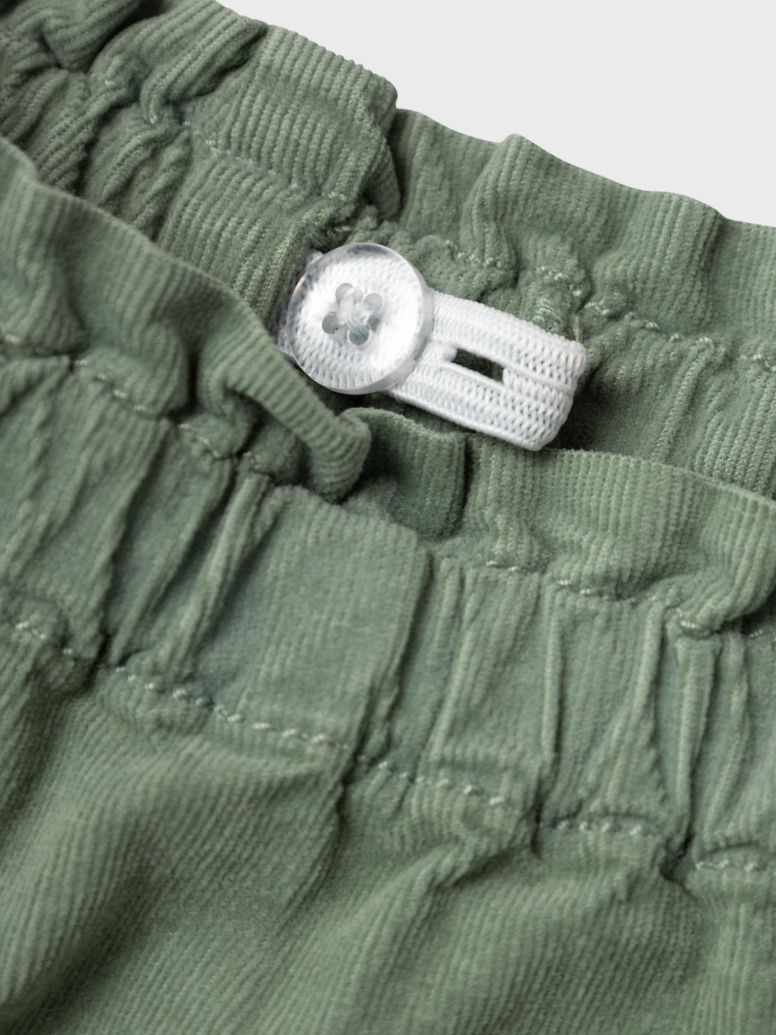 model_shot-front_full